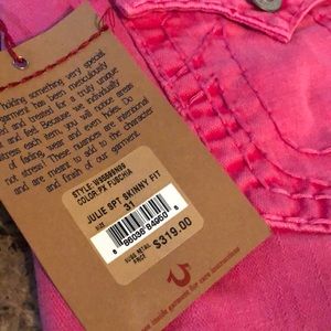 Pink true religion skinny jeans size 31